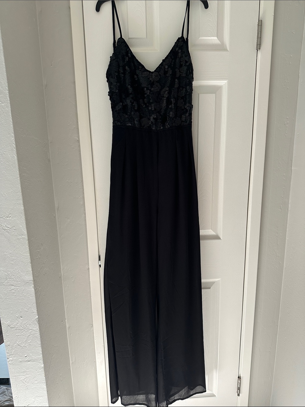 Never Worn Backless Black Floral Lace Bodice Spaghetti‑Strap jumpsuit